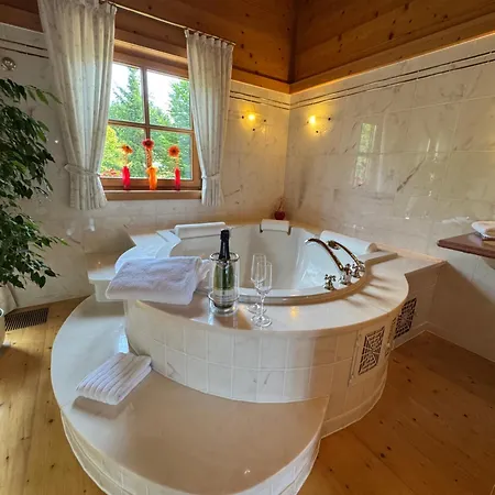 Romantikhotel Alte Wiesen *